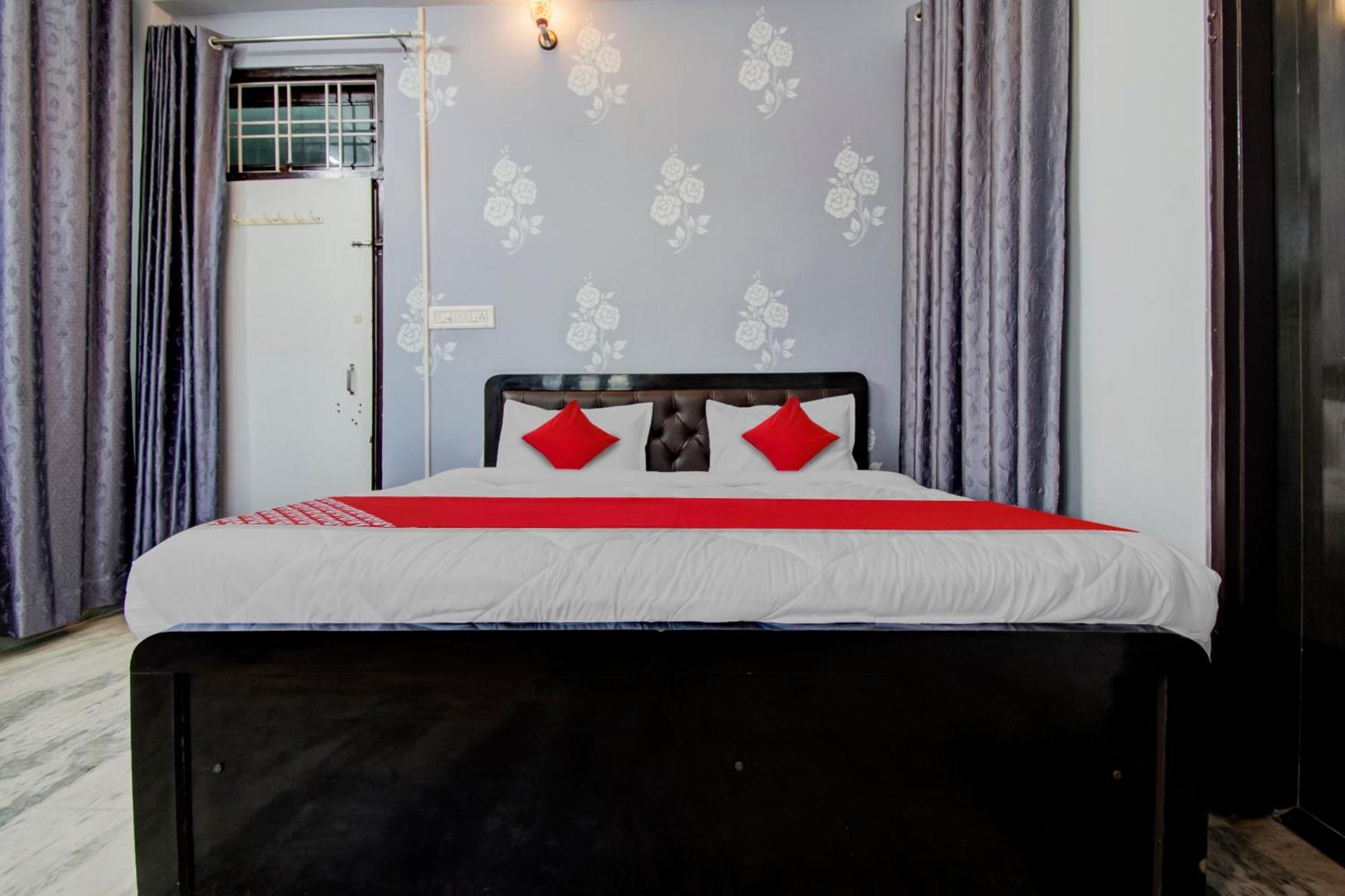 Oyo Flagship 81130 Vanya Guest House Jaipur Eksteriør bilde