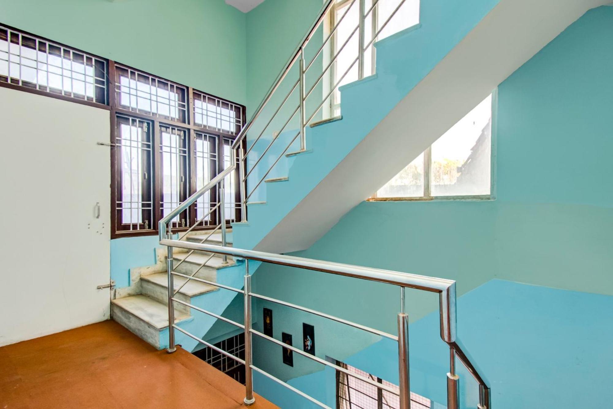 Oyo Flagship 81130 Vanya Guest House Jaipur Eksteriør bilde