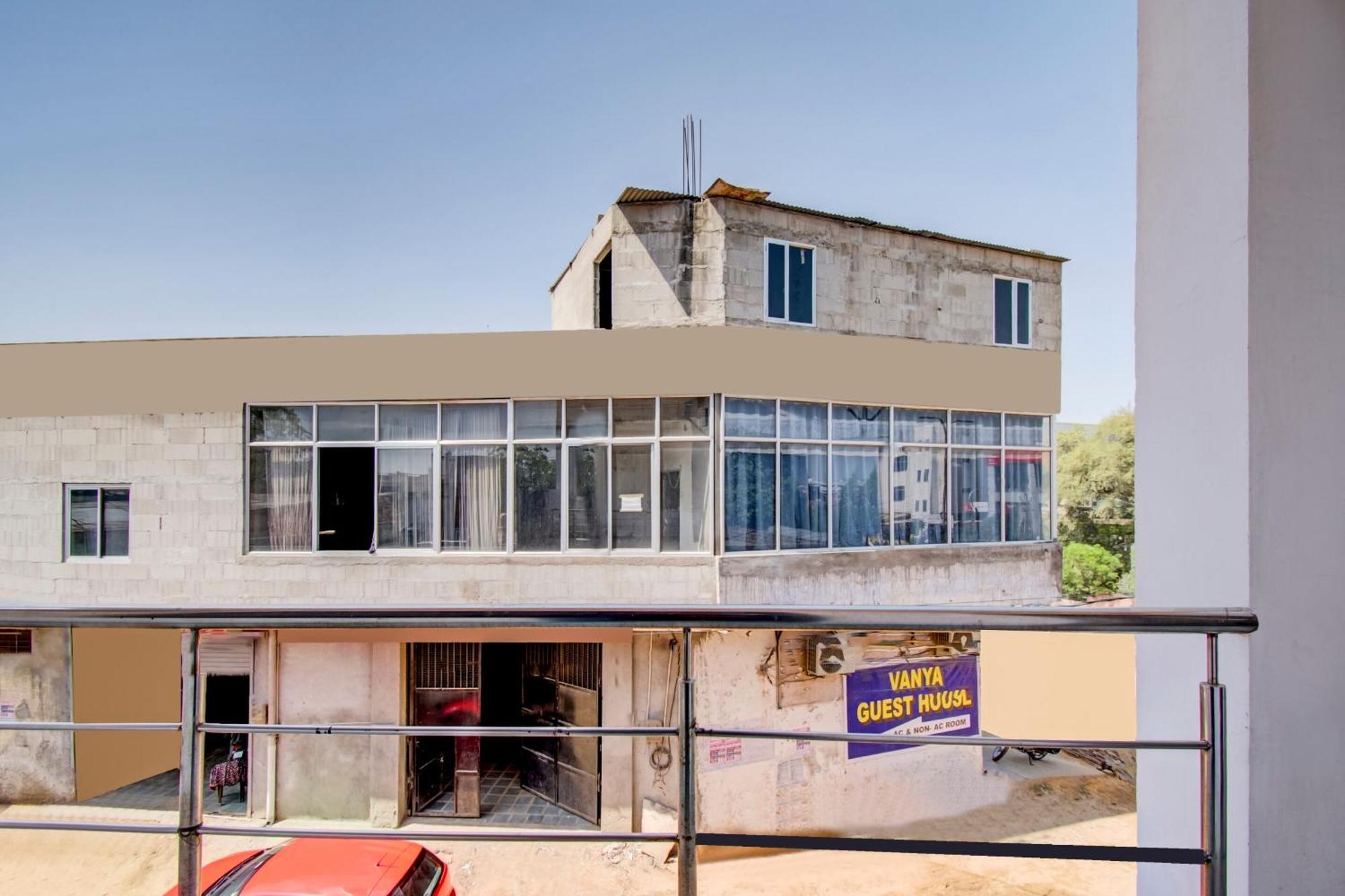 Oyo Flagship 81130 Vanya Guest House Jaipur Eksteriør bilde